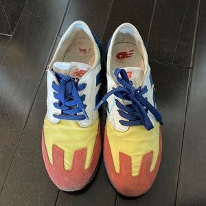 New Balance 320 sneakers